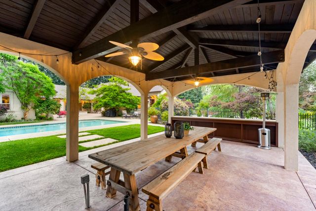 5052 Eureka Rd, Granite Bay, CA 95746