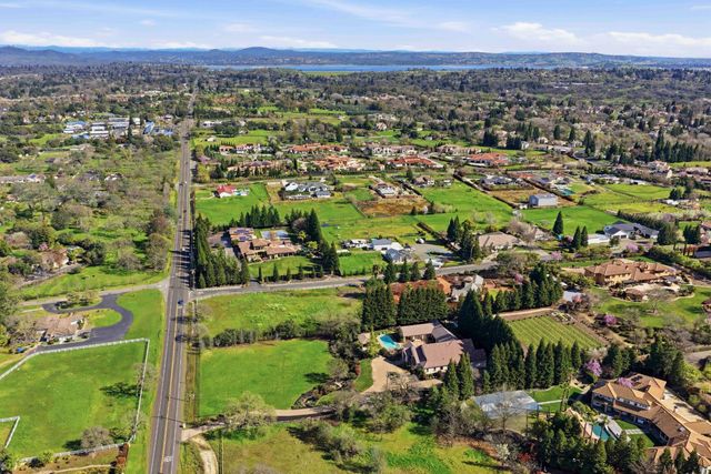 5052 Eureka Rd, Granite Bay, CA 95746