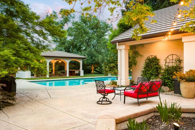 5052 Eureka Rd, Granite Bay, CA 95746