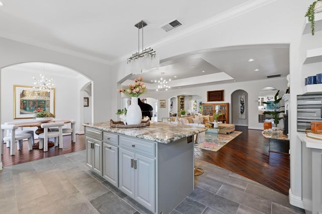 5052 Eureka Rd, Granite Bay, CA 95746