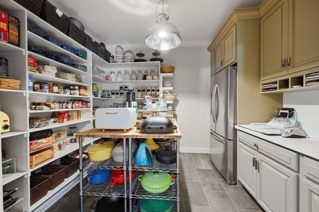 5052 Eureka Rd, Granite Bay, CA 95746