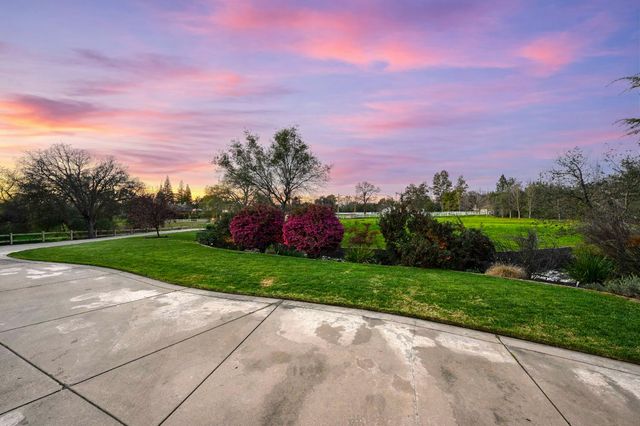 5052 Eureka Rd, Granite Bay, CA 95746