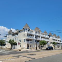 1301 Boulevard 1, Seaside Heights, NJ 08751