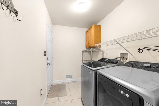 1009 LEANNE ST, Reading, PA 19605