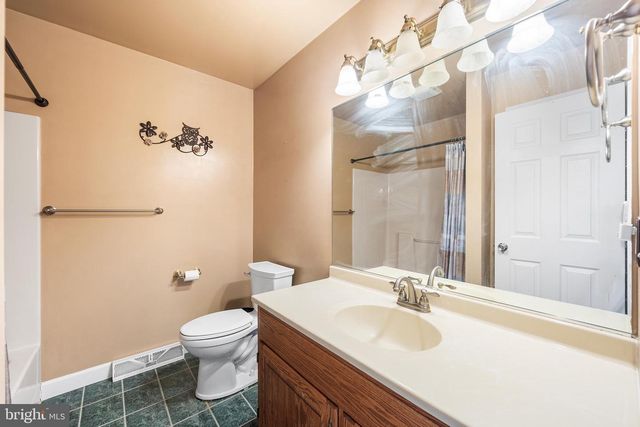 1009 LEANNE ST, Reading, PA 19605