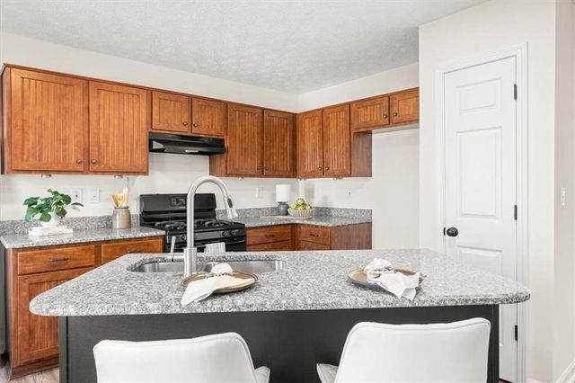 1805 Barrington NW, Marietta, GA 30066