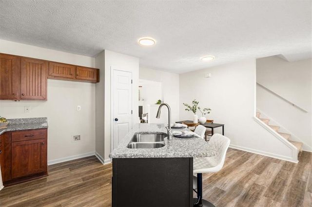 1805 Barrington NW, Marietta, GA 30066