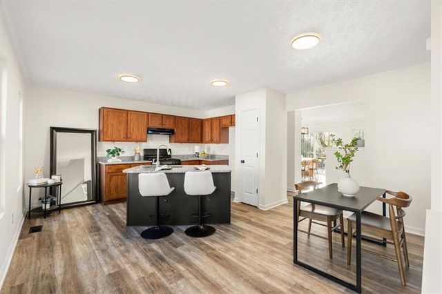 1805 Barrington NW, Marietta, GA 30066