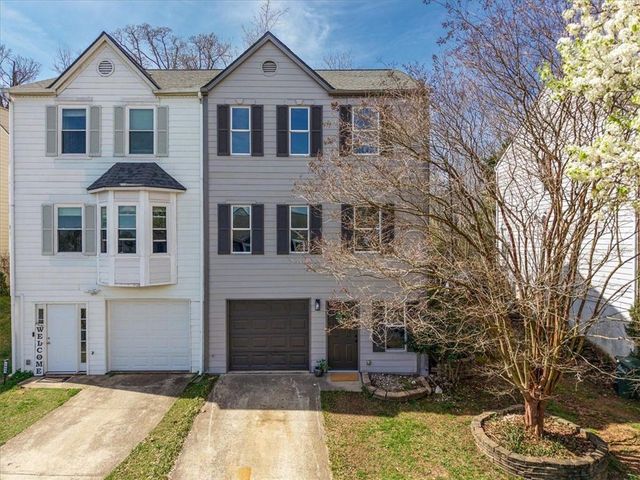 1805 Barrington NW, Marietta, GA 30066