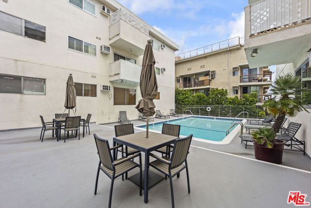 960 Larrabee Street 222, West Hollywood, CA 90069