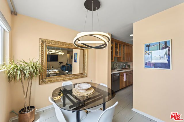 960 Larrabee Street 222, West Hollywood, CA 90069