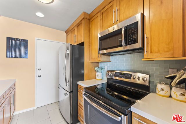 960 Larrabee Street 222, West Hollywood, CA 90069