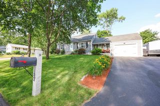 9 Meade Street, Nashua, NH 03064