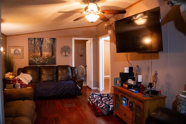 272 Old Utility Road, Rocky Face, GA 30740