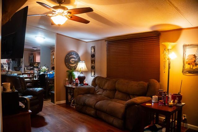 272 Old Utility Road, Rocky Face, GA 30740