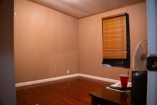 272 Old Utility Road, Rocky Face, GA 30740