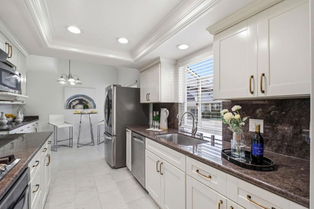 Image 10 of property listing at 36004 Vallee Terrace, Fremont, CA 94536