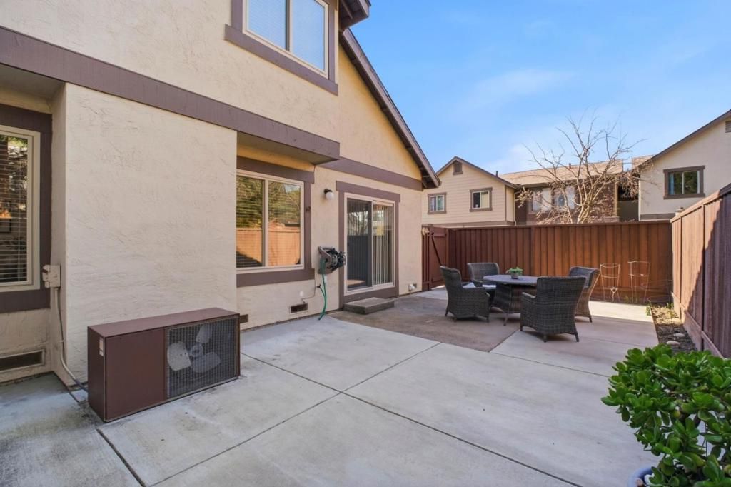 Image 33 of property listing at 36004 Vallee Terrace, Fremont, CA 94536