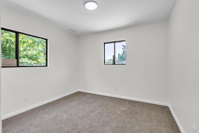 5900 64th St, Sacramento, CA 95824