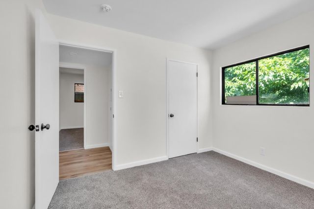 5900 64th St, Sacramento, CA 95824