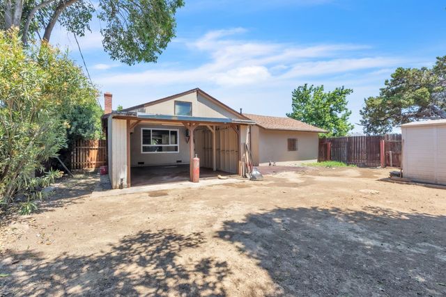 5900 64th St, Sacramento, CA 95824