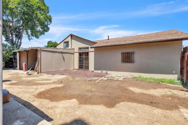 5900 64th St, Sacramento, CA 95824