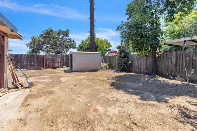 5900 64th St, Sacramento, CA 95824