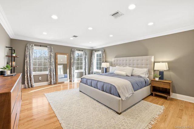 16 Hall Road, Briarcliff Manor, NY 10510