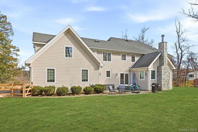 16 Hall Road, Briarcliff Manor, NY 10510