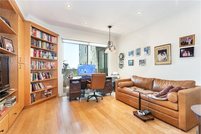 9000 Cynthia St 306, West Hollywood, CA 90069