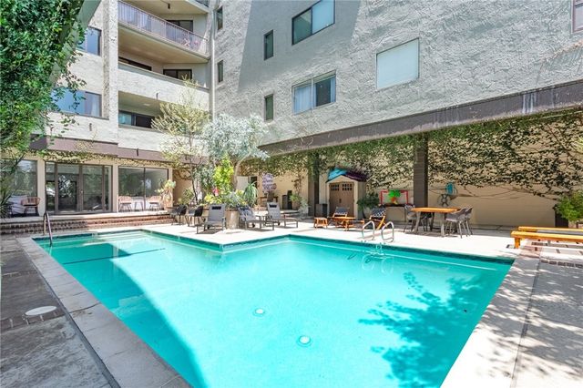 9000 Cynthia St 306, West Hollywood, CA 90069