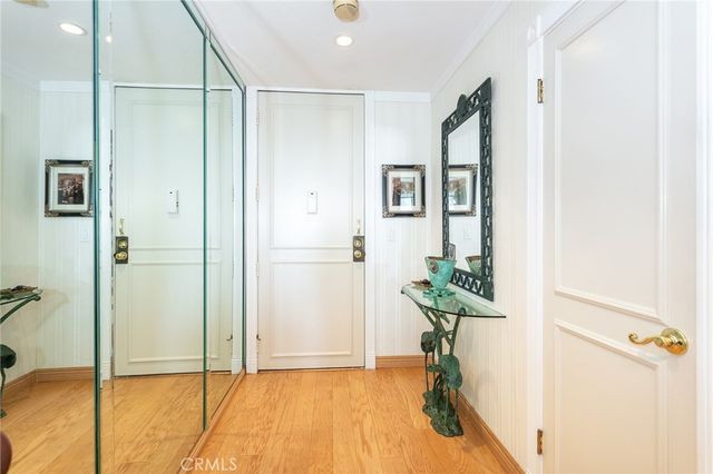 9000 Cynthia St 306, West Hollywood, CA 90069