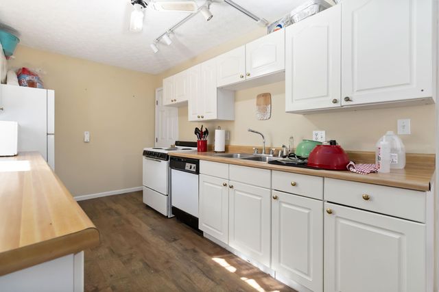 112 R. Russell Road, Russell Springs, KY 42642