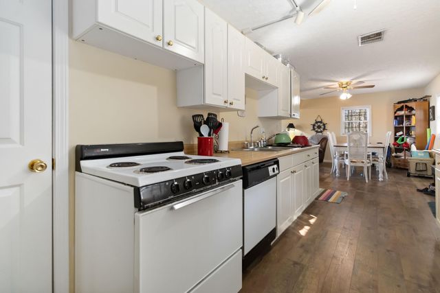 112 R. Russell Road, Russell Springs, KY 42642