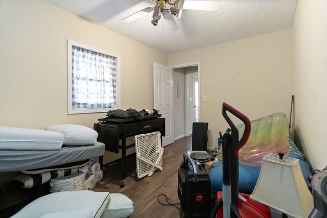 112 R. Russell Road, Russell Springs, KY 42642