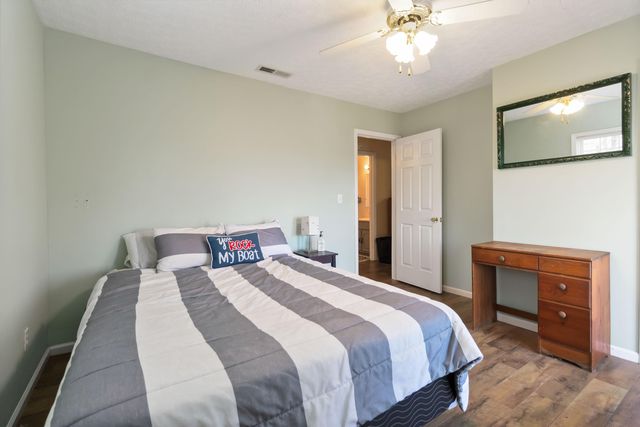 112 R. Russell Road, Russell Springs, KY 42642