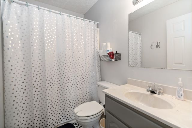 112 R. Russell Road, Russell Springs, KY 42642