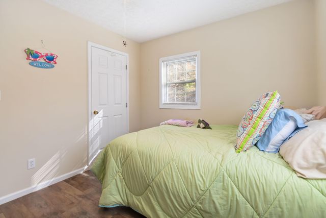 112 R. Russell Road, Russell Springs, KY 42642