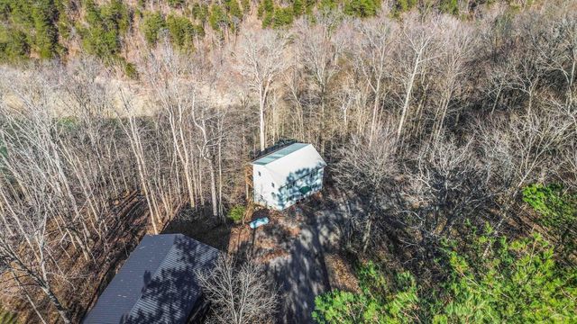 112 R. Russell Road, Russell Springs, KY 42642