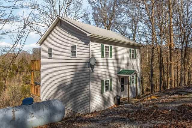 112 R. Russell Road, Russell Springs, KY 42642