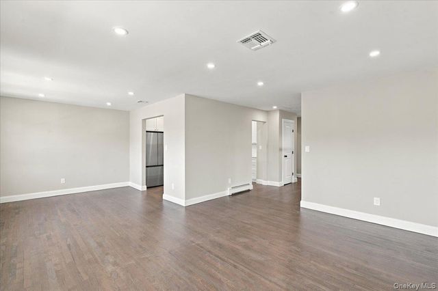 9 John Street, Bethpage, NY 11714