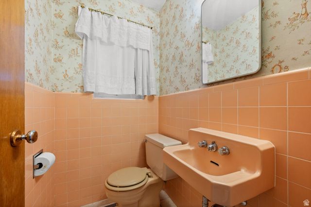 1803 E ORCHARD DR, Millcreek, UT 84106