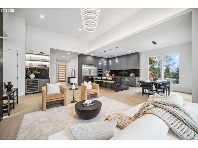 10707 Se 13TH Cir, Vancouver, WA 98664