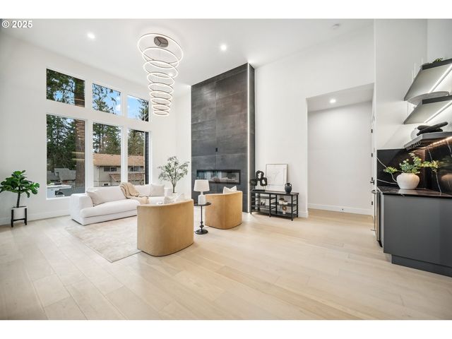 10707 Se 13TH Cir, Vancouver, WA 98664