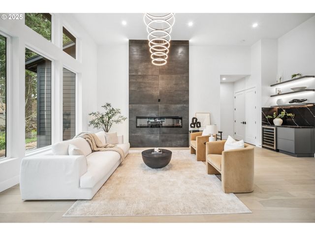 10707 Se 13TH Cir, Vancouver, WA 98664