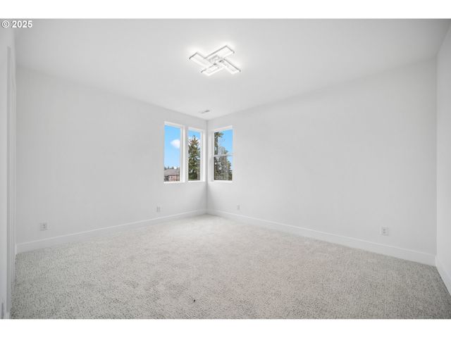 10707 Se 13TH Cir, Vancouver, WA 98664