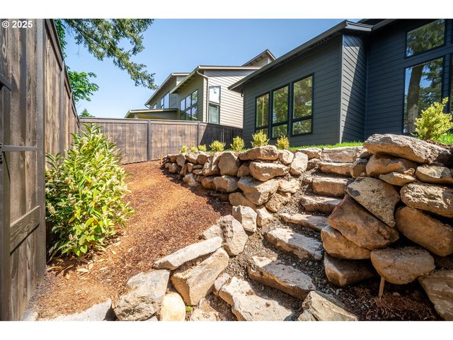 10707 Se 13TH Cir, Vancouver, WA 98664