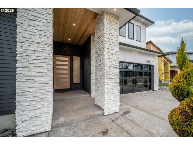 10707 Se 13TH Cir, Vancouver, WA 98664