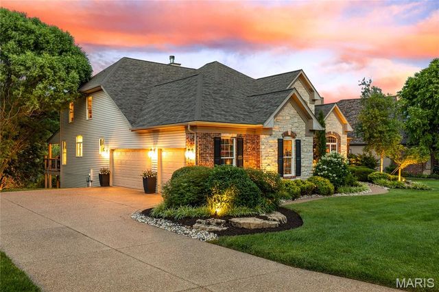 4385 Austin Pass Drive, St Charles, MO 63304