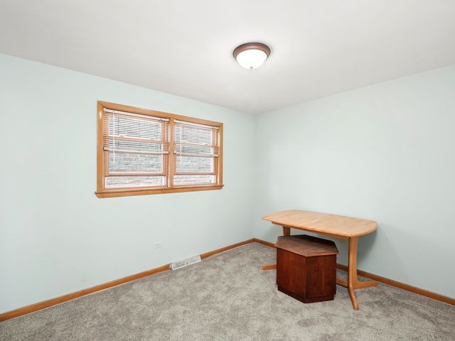 10324 S Sacramento Avenue, Chicago, IL 60655
